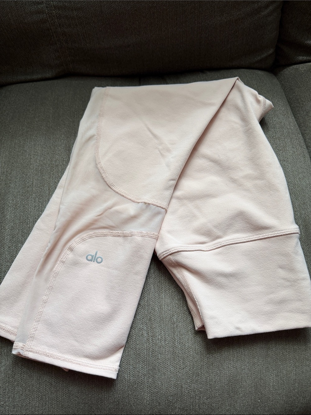 ALO Yoga Light Blush, pink Leggings. Mesh features.